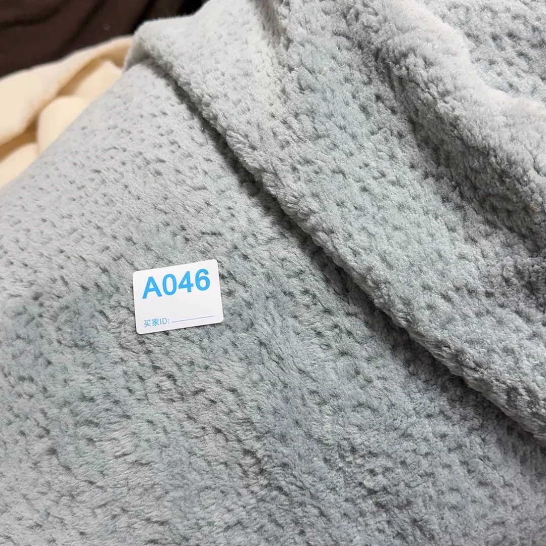 灰绿高密剑花羊羔毛14元2米046