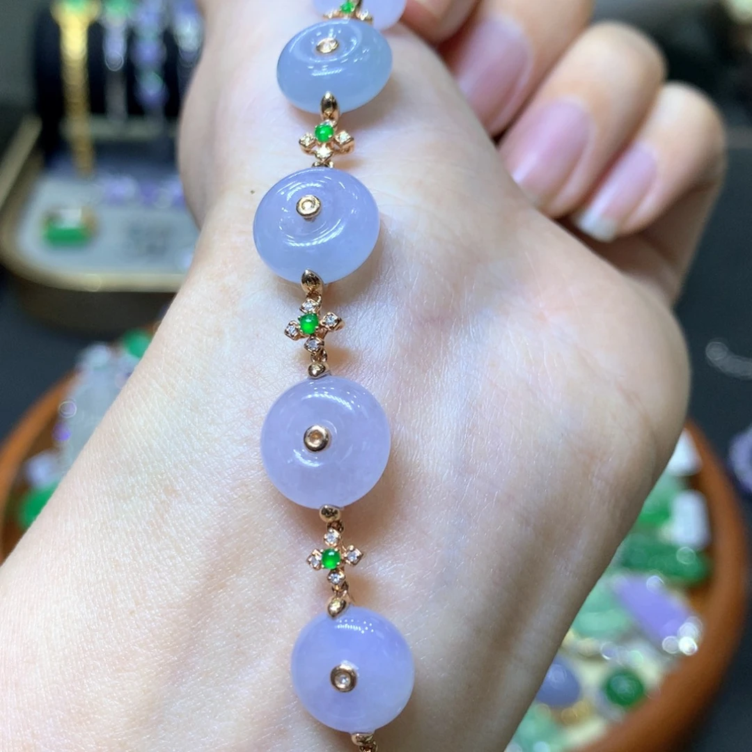 【闪购商品】翡翠颈饰18K金镶嵌小***是翡翠吊坠项链