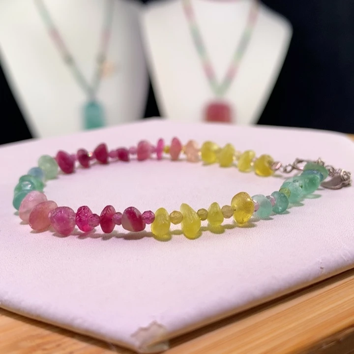 双色碧玺手链未镶嵌