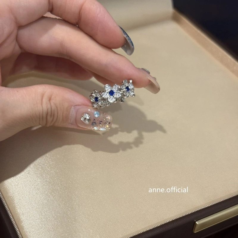 铜合金戒指 网红立体花朵蓝锆超闪戒指【J251】