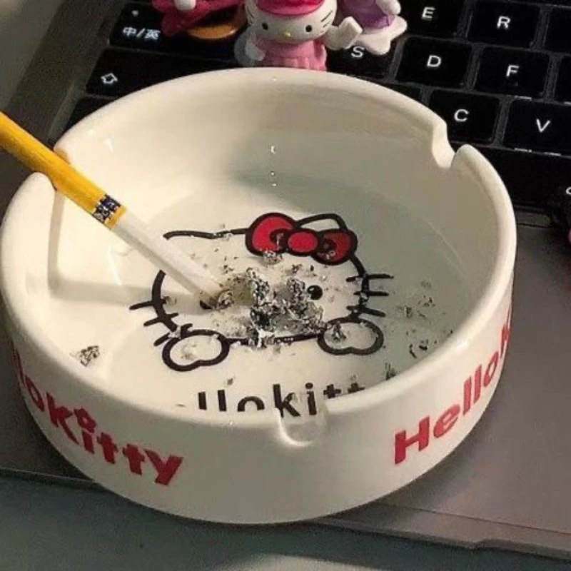 可爱卡通陶瓷烟灰缸家用装饰摆件时尚烟灰缸KT猫送女闺蜜男友七夕