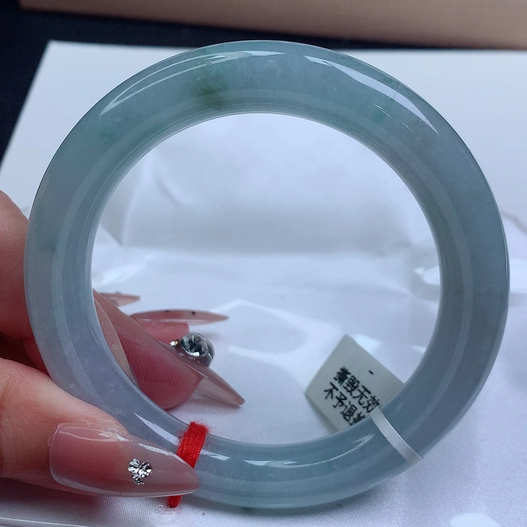 翡翠手镯未镶嵌57.7圈口