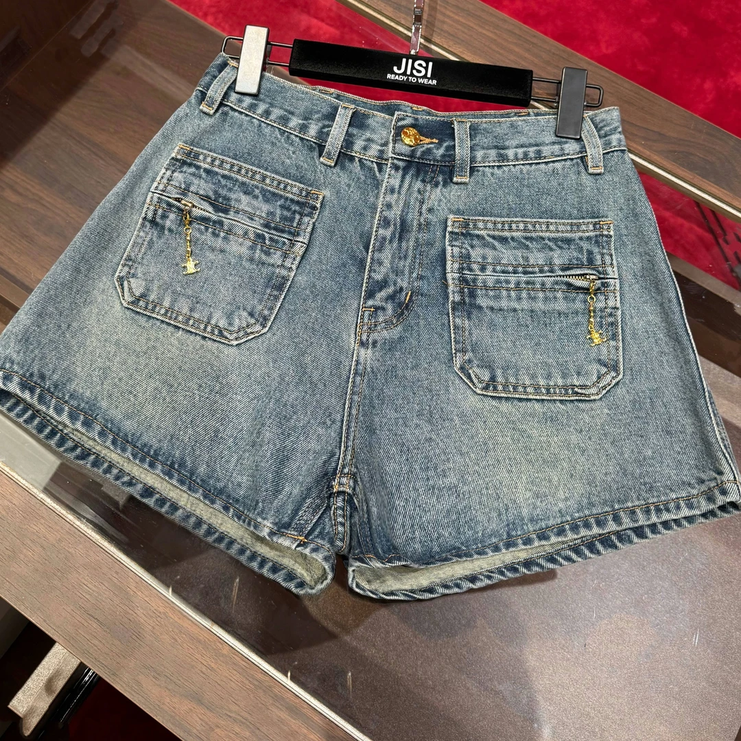 JISI C+{对版水洗}牛仔短裤-DQ25295