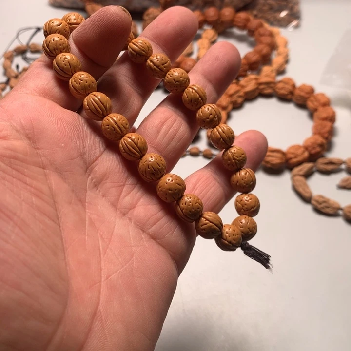 鸡***子桃核吊坠野生精品小核桃散籽
