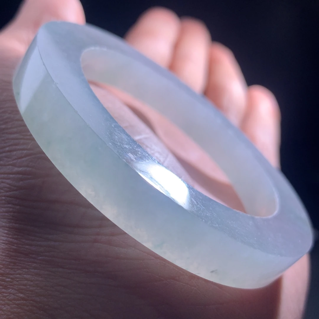 未镶嵌手镯定制翡翠