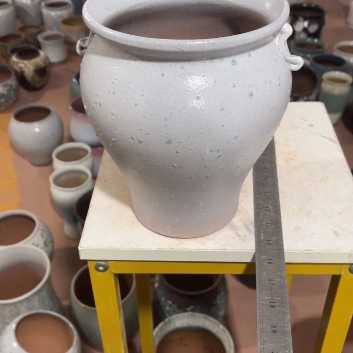 紫砂花盆口径17高度22一只瑕疵