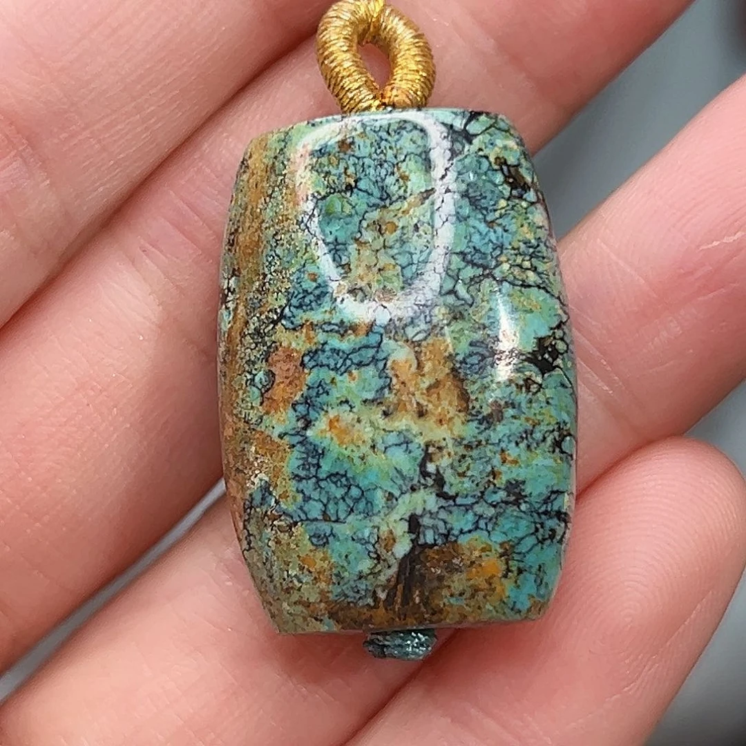 绿松石珠宝奇石未镶嵌