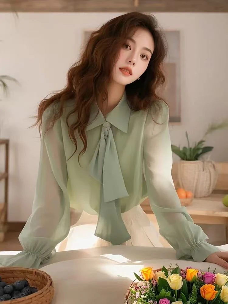 SS532绿色蝴蝶结衬衫女职业春装超好看独特漂亮上衣2025雪纺小衫