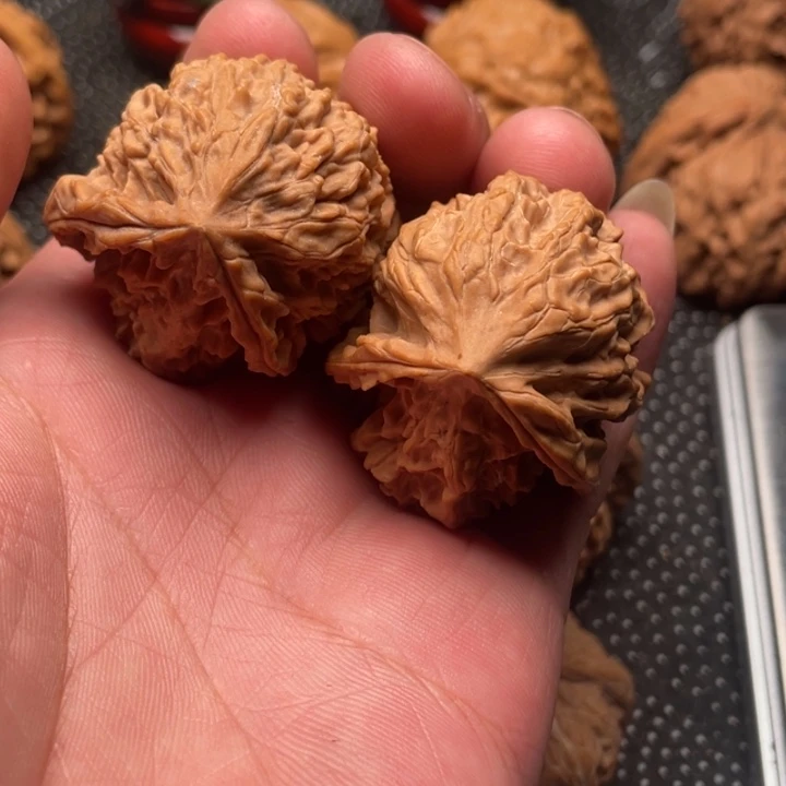 文玩核桃把件半臂