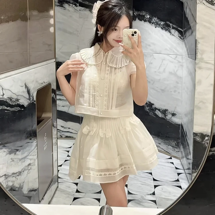 YOYOUNA（白月光公主）法式蕾丝花边娃娃领短袖刺绣短款衬衫25夏