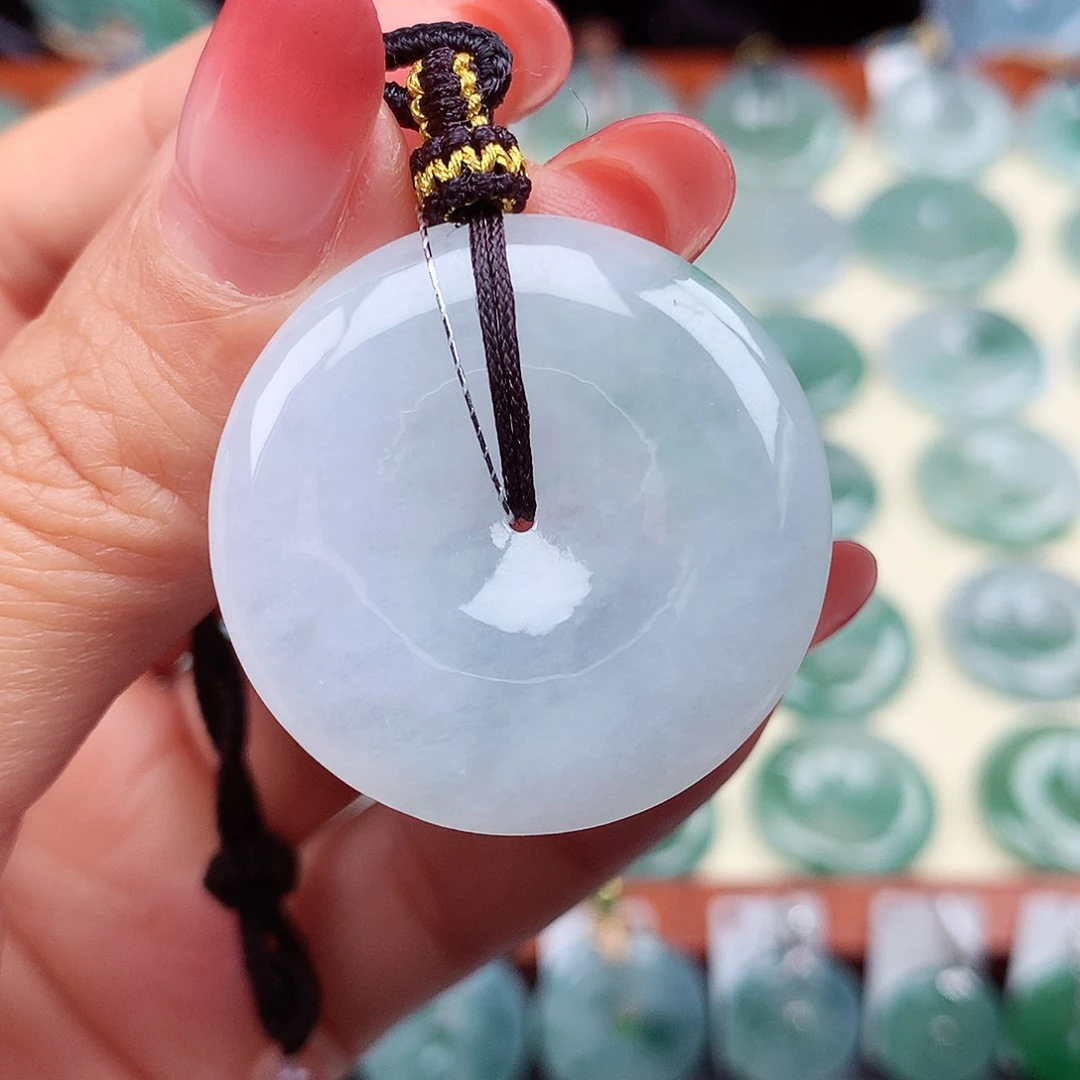 翡翠未镶嵌颈饰吊坠