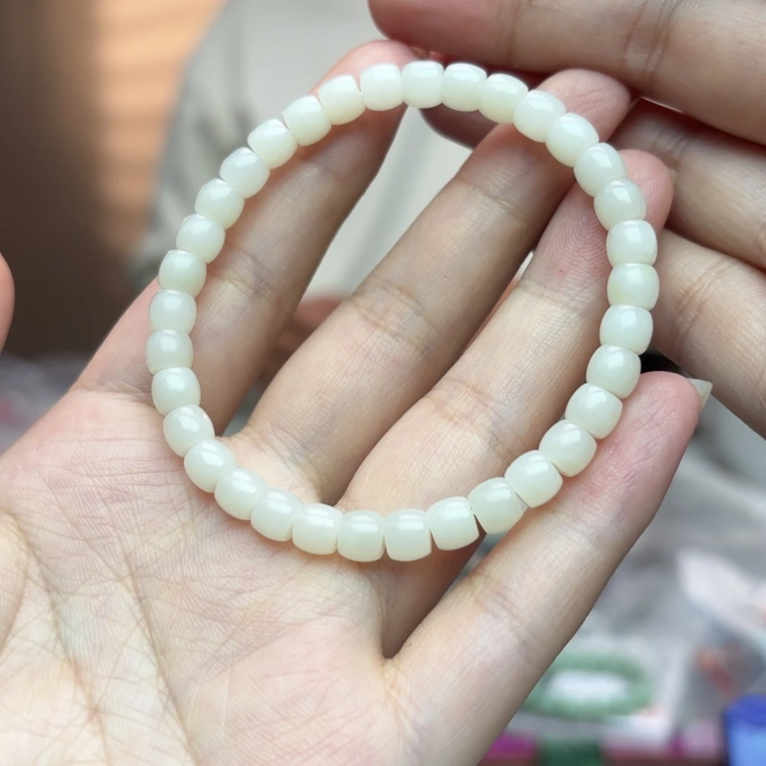 和田玉手串未镶嵌