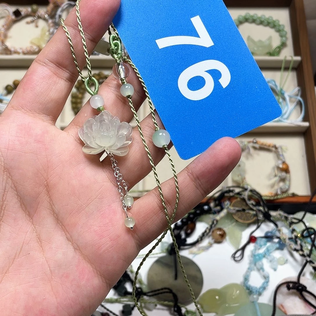 合金蛇纹石玉颈饰