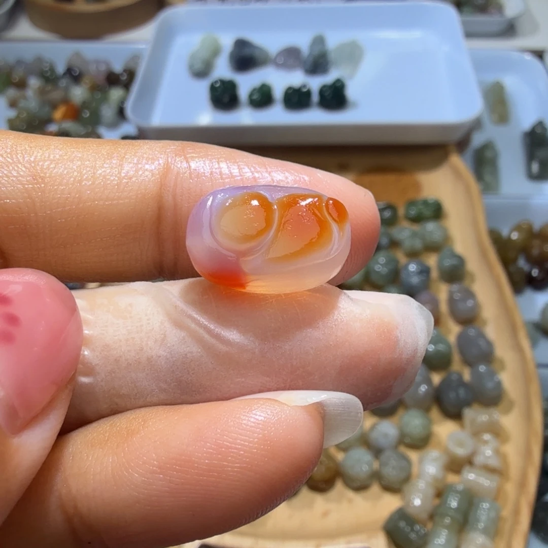 和田玉未镶嵌珠宝奇石