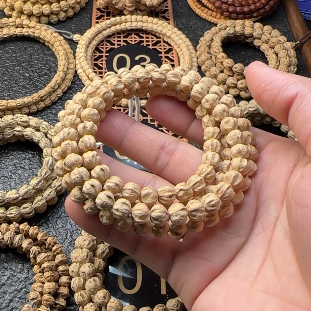 柏香籽/百香籽吊坠L**?