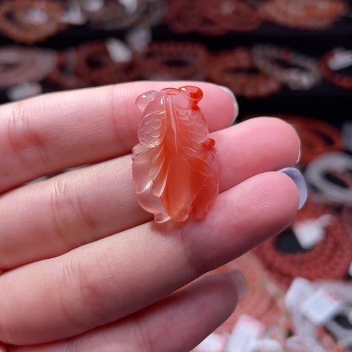 南红玛瑙未镶嵌配饰金鱼1074打孔备注