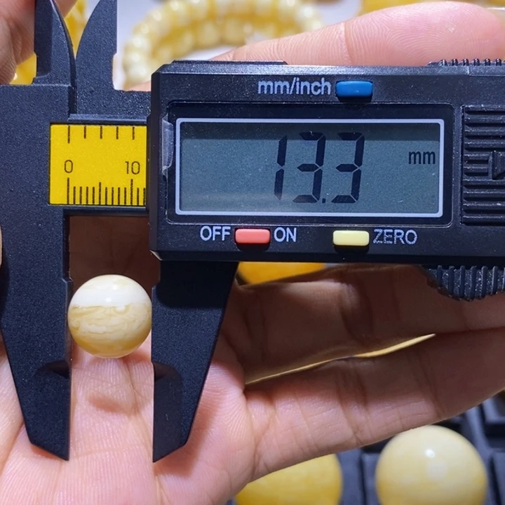 未镶嵌蜜蜡珠宝奇石远***想