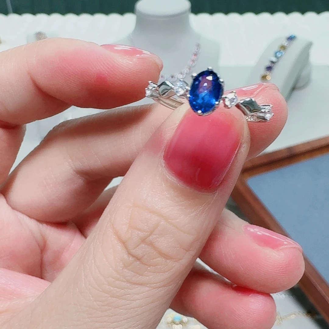 蓝宝石戒指银S925镶嵌