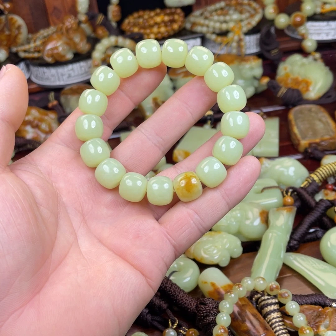 岫岩河磨玉（透闪石质玉）未镶嵌手链