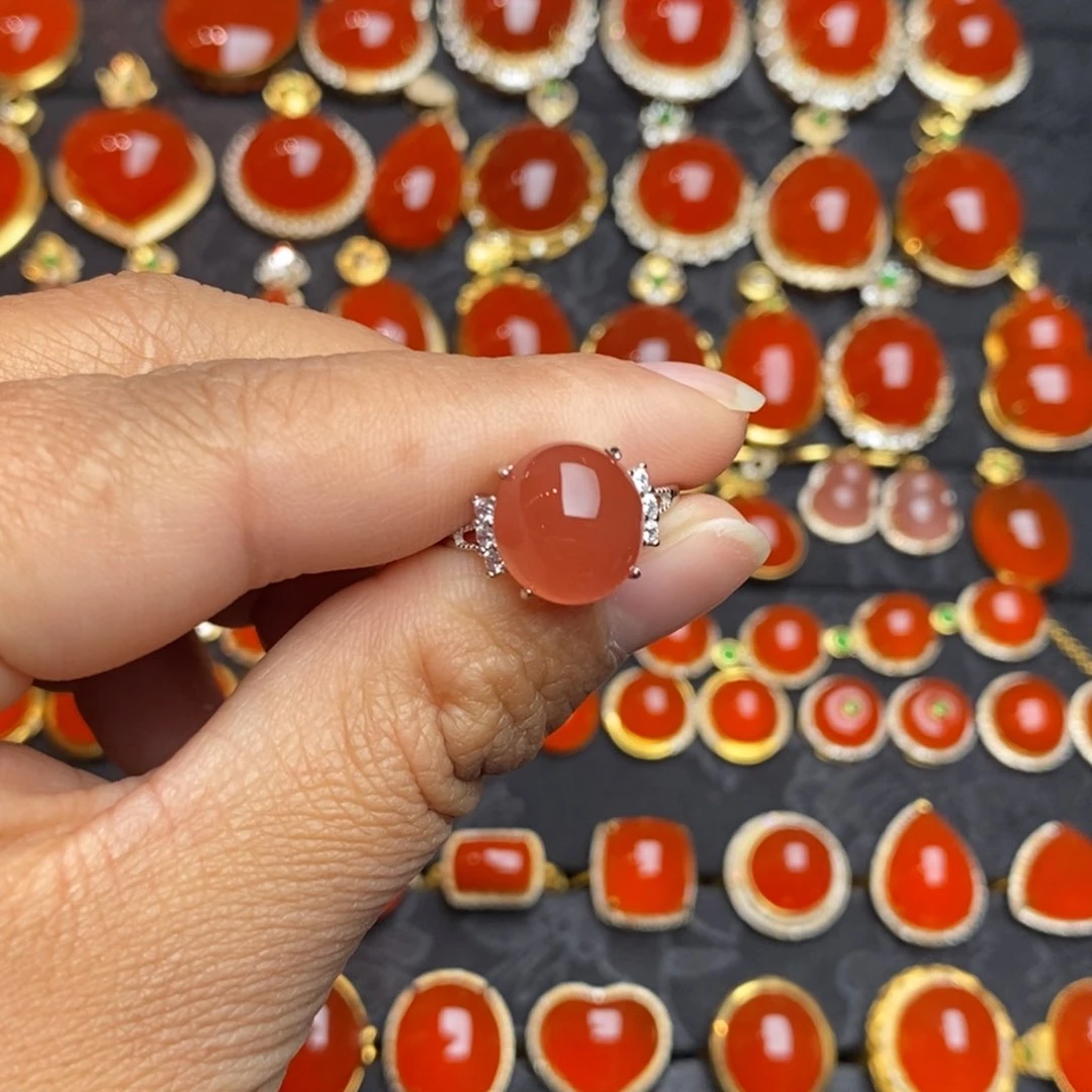 银S925镶嵌南红玛瑙戒指