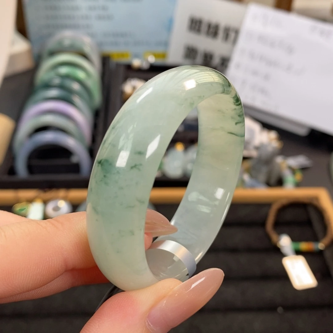 未镶嵌手镯翡翠52.2轮胎翡翠手镯
