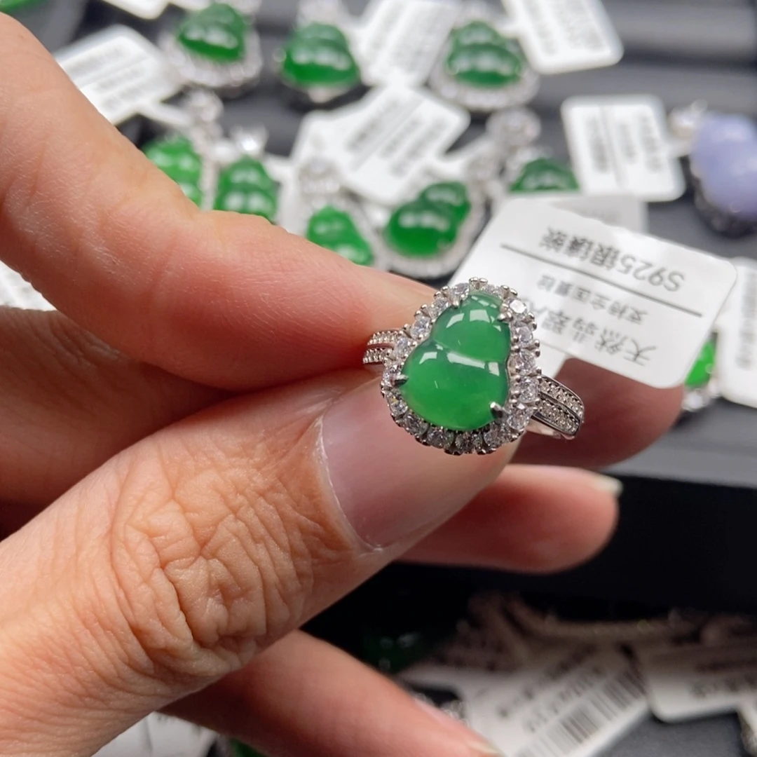 翡翠银S925镶嵌颈饰