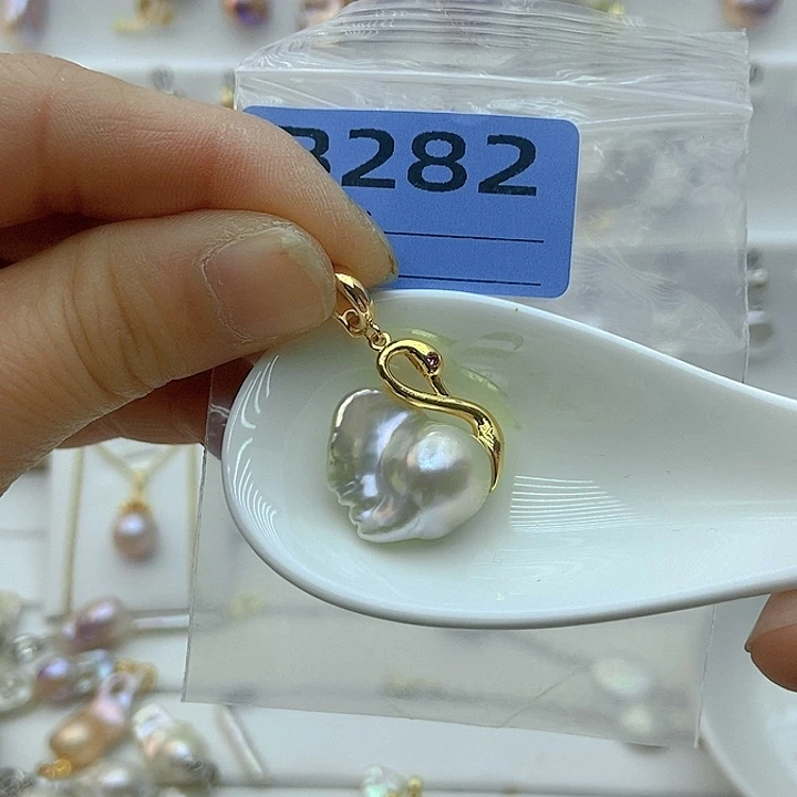 淡水珍珠颈饰未镶嵌