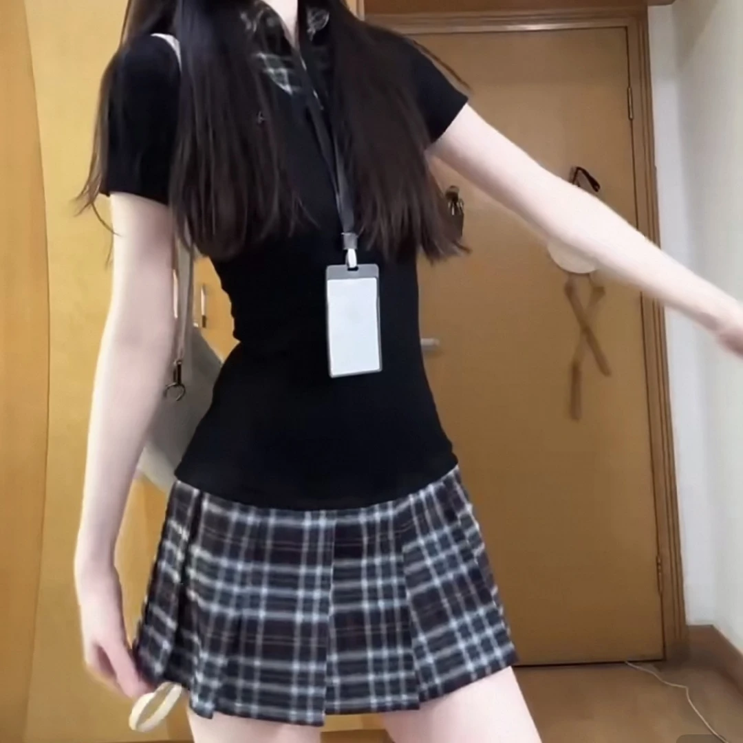 原创学院风polo领短袖假连件套连衣裙女夏季收腰显瘦百褶短裙子