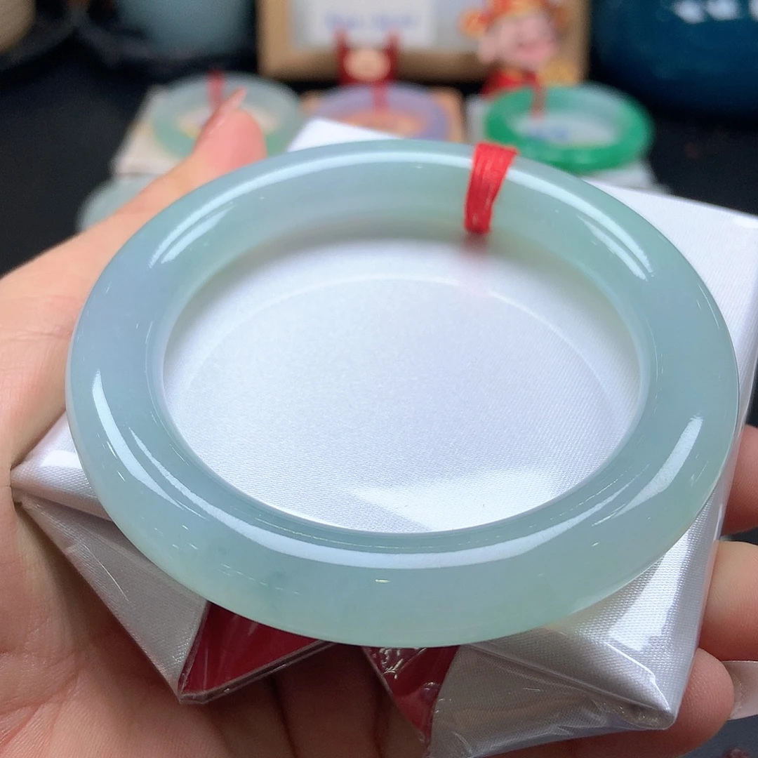 翡翠未镶嵌手镯40号