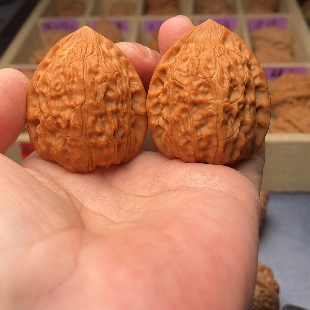 把件文玩核桃野生蛇王一抹红38（头货精品