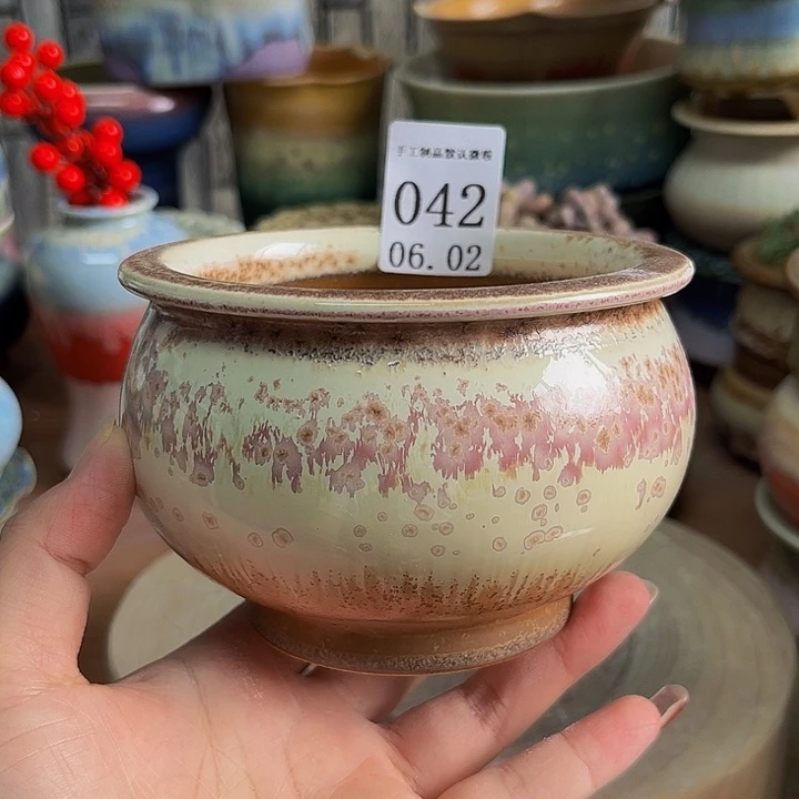 摆件景德镇陶瓷手工制作口10高8.5左右