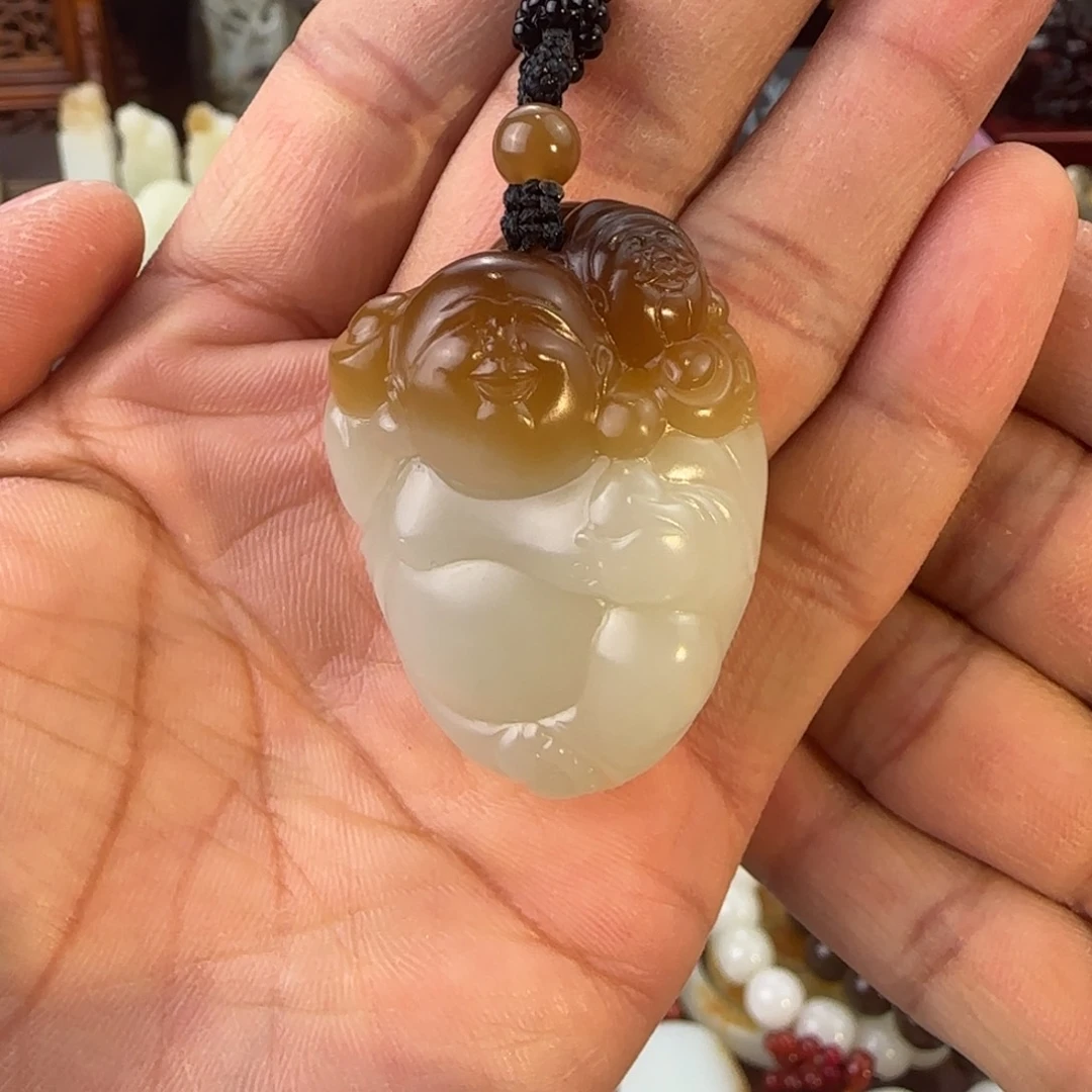 和田玉（糖玉）未镶嵌颈饰