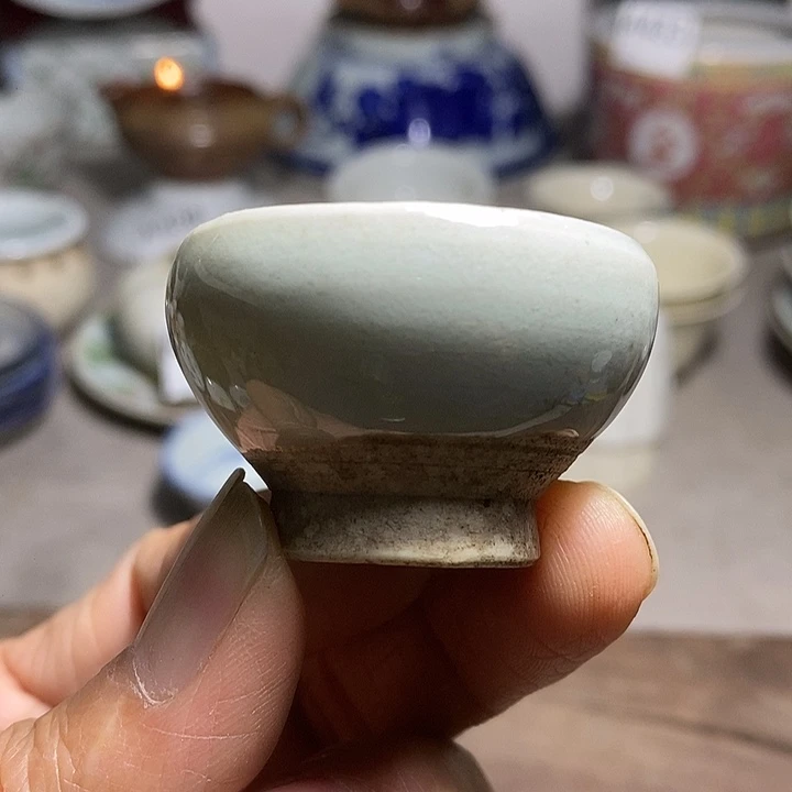 青白秞小小杯有冲线