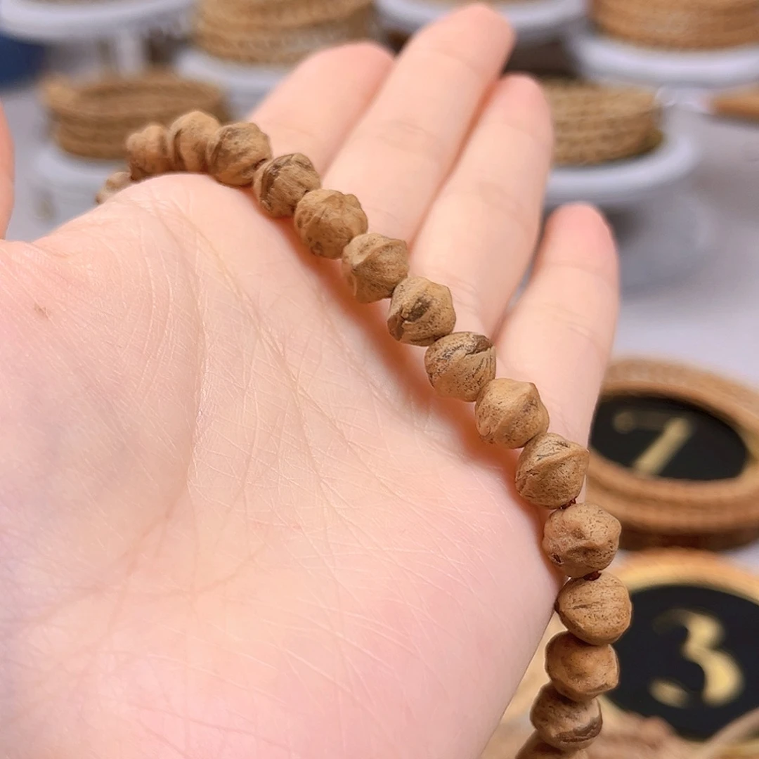 柏香籽/百香籽吊坠啦**啦