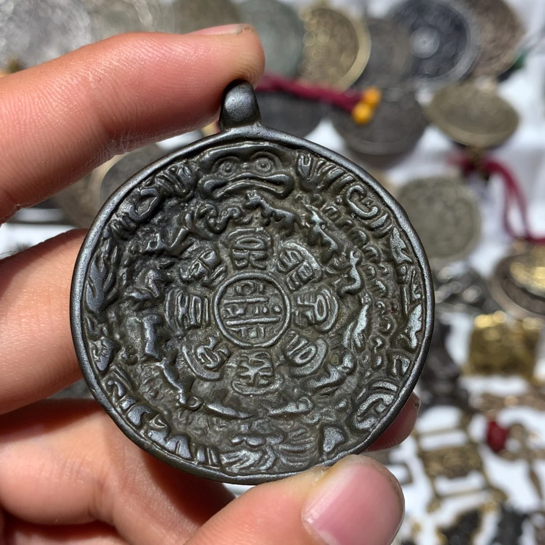 泥塑直播间漏价老九宫八卦牌