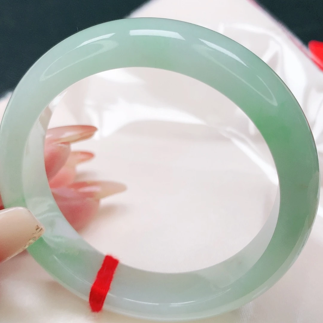 未镶嵌手镯翡翠047