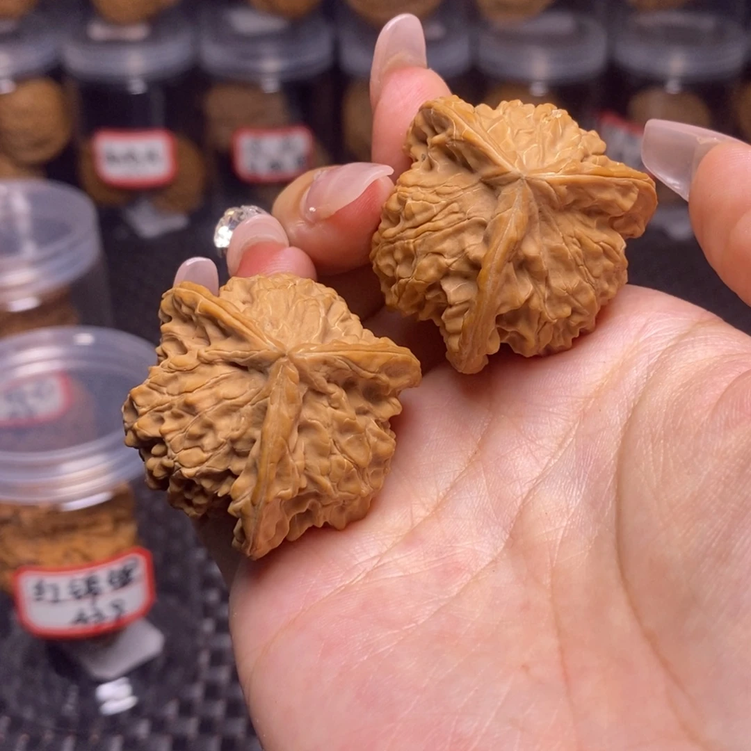 吊坠文玩核桃三棱全品39