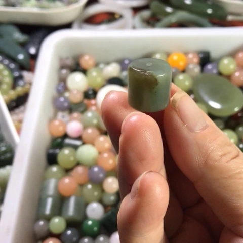 未镶嵌和田玉手机链