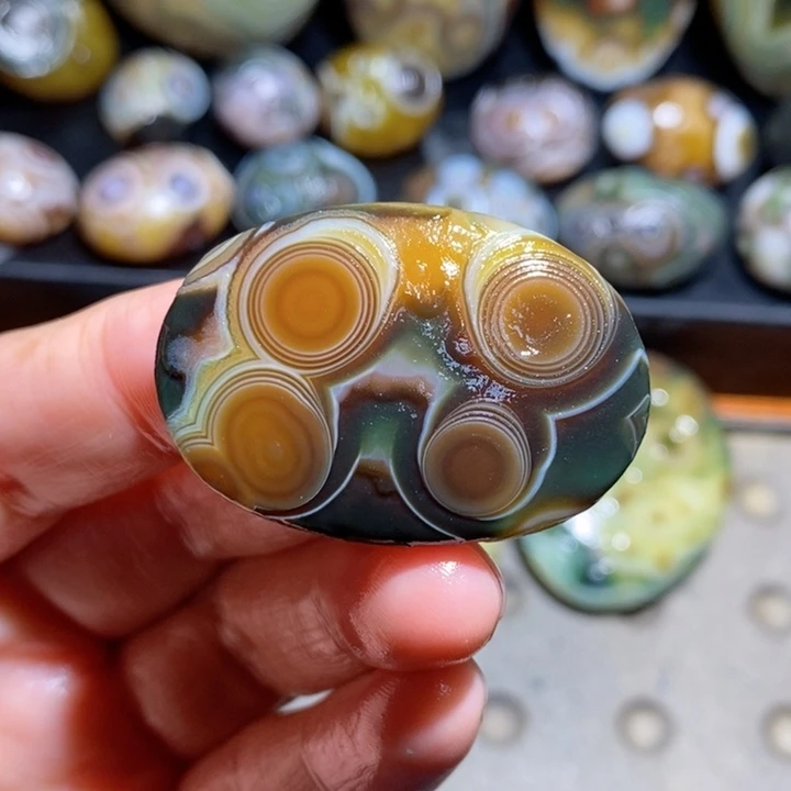 未镶嵌玛瑙/玉髓珠宝半成品79