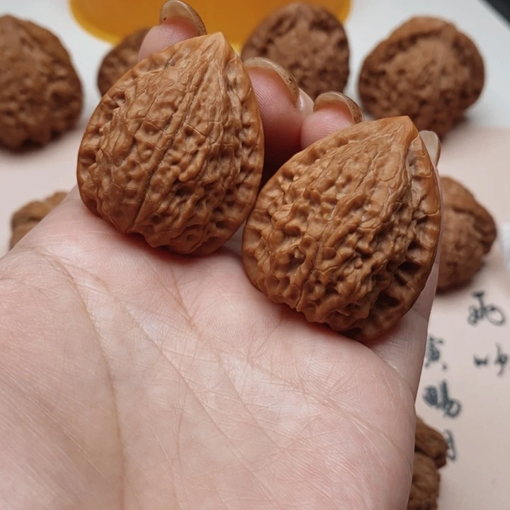 把件文玩核桃一抹红32