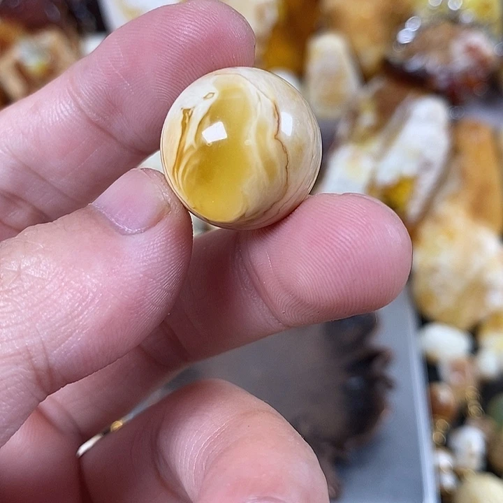 龙***城琥珀未镶嵌裸石我