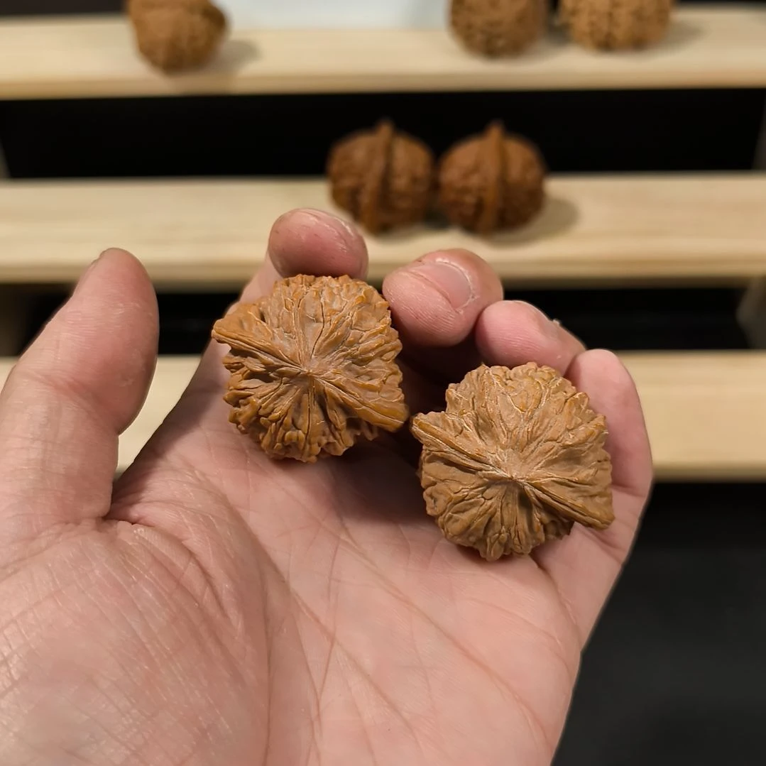 一***拉文玩核桃吊坠38磨盘