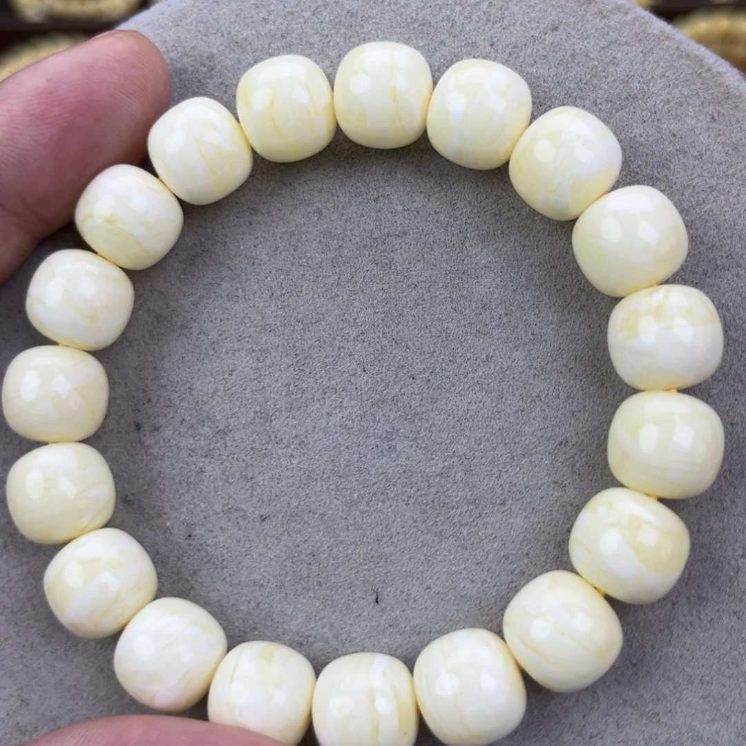 蜜蜡未镶嵌手串俄料同料瓷白虎皮12*11.2腕口18+
