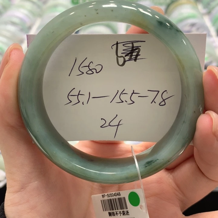 翡翠未镶嵌手镯24