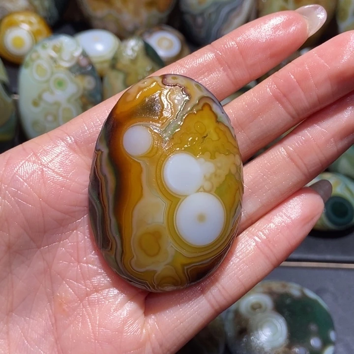 【闪购商品】未镶嵌玛瑙/玉髓珠宝奇石r r