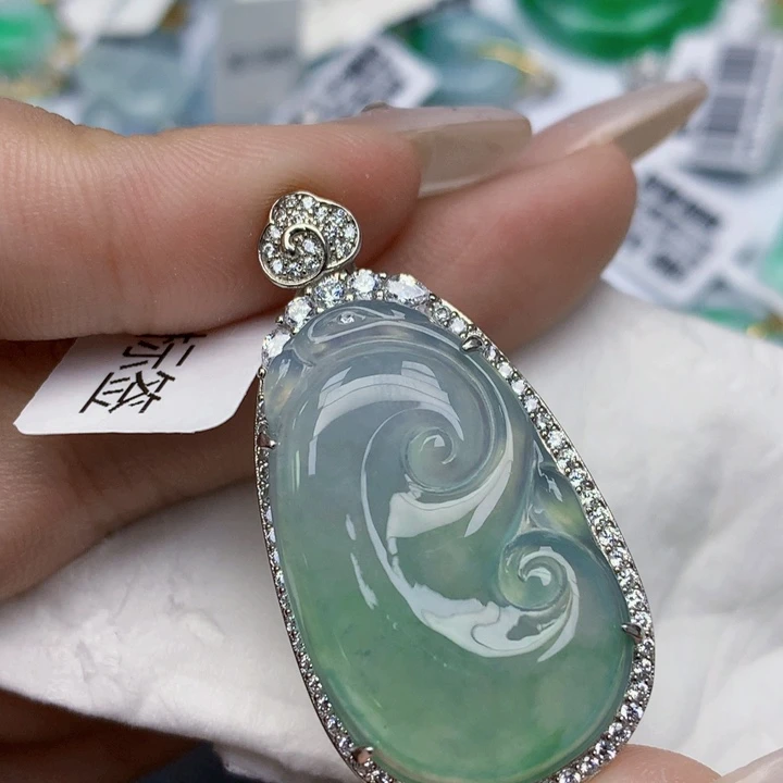 翡翠银S925镶嵌颈饰