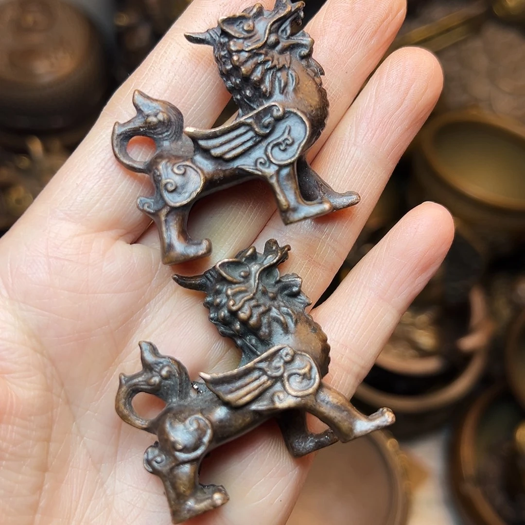 精美铜器工艺品等