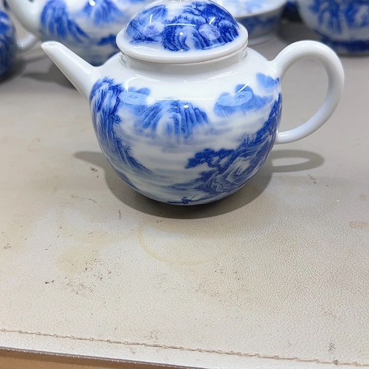 昊***子你在哪呢？在这里等