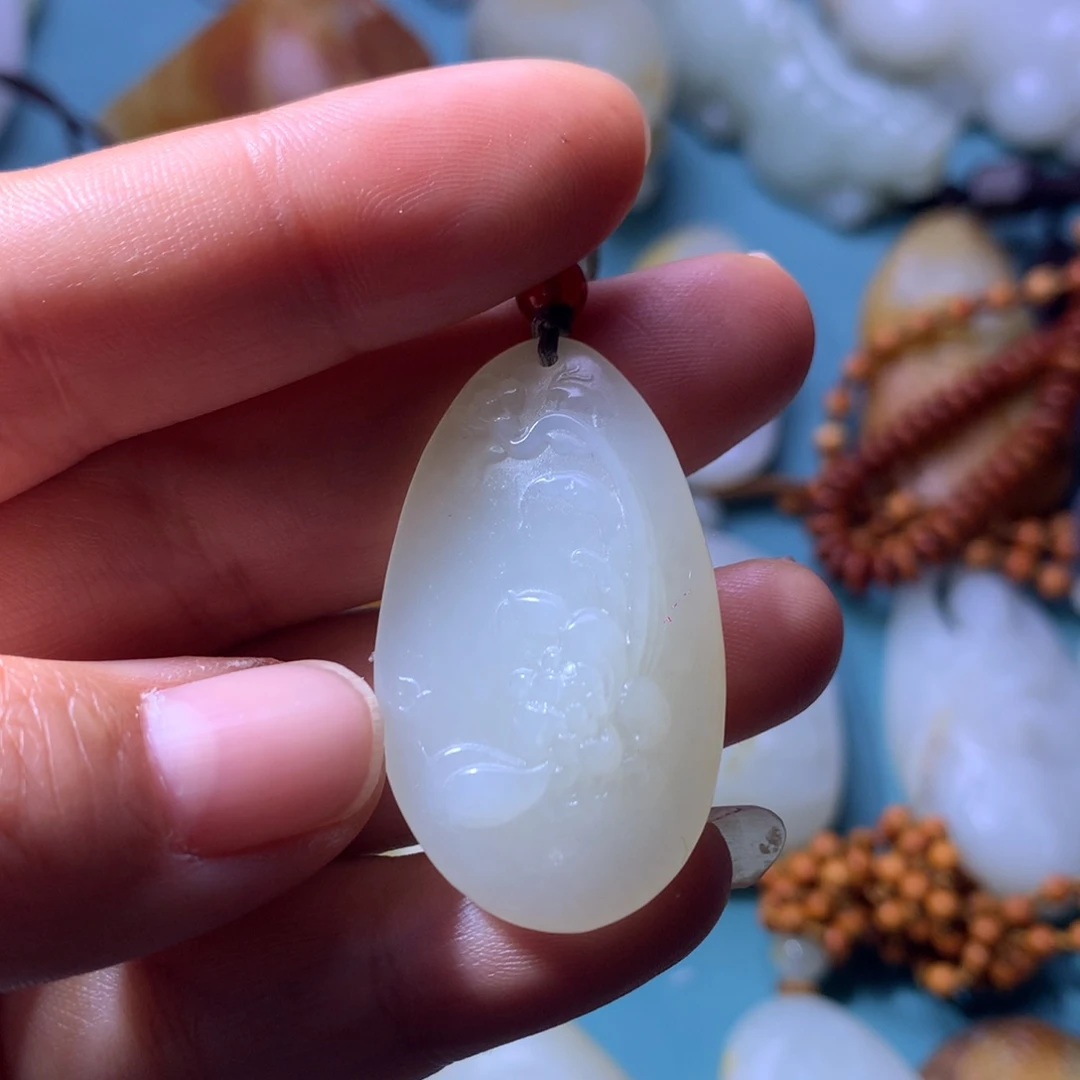 和田玉未镶嵌吊坠(不含链)