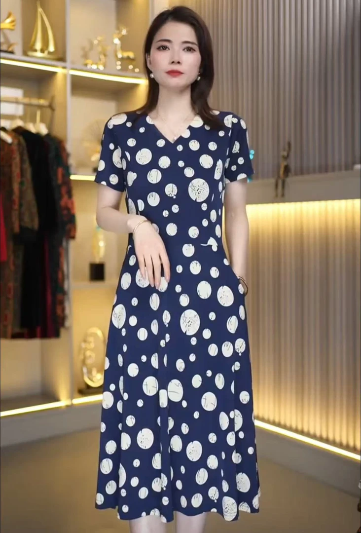 夏季V领圆圈花短袖气质显瘦时尚百搭女装连衣裙